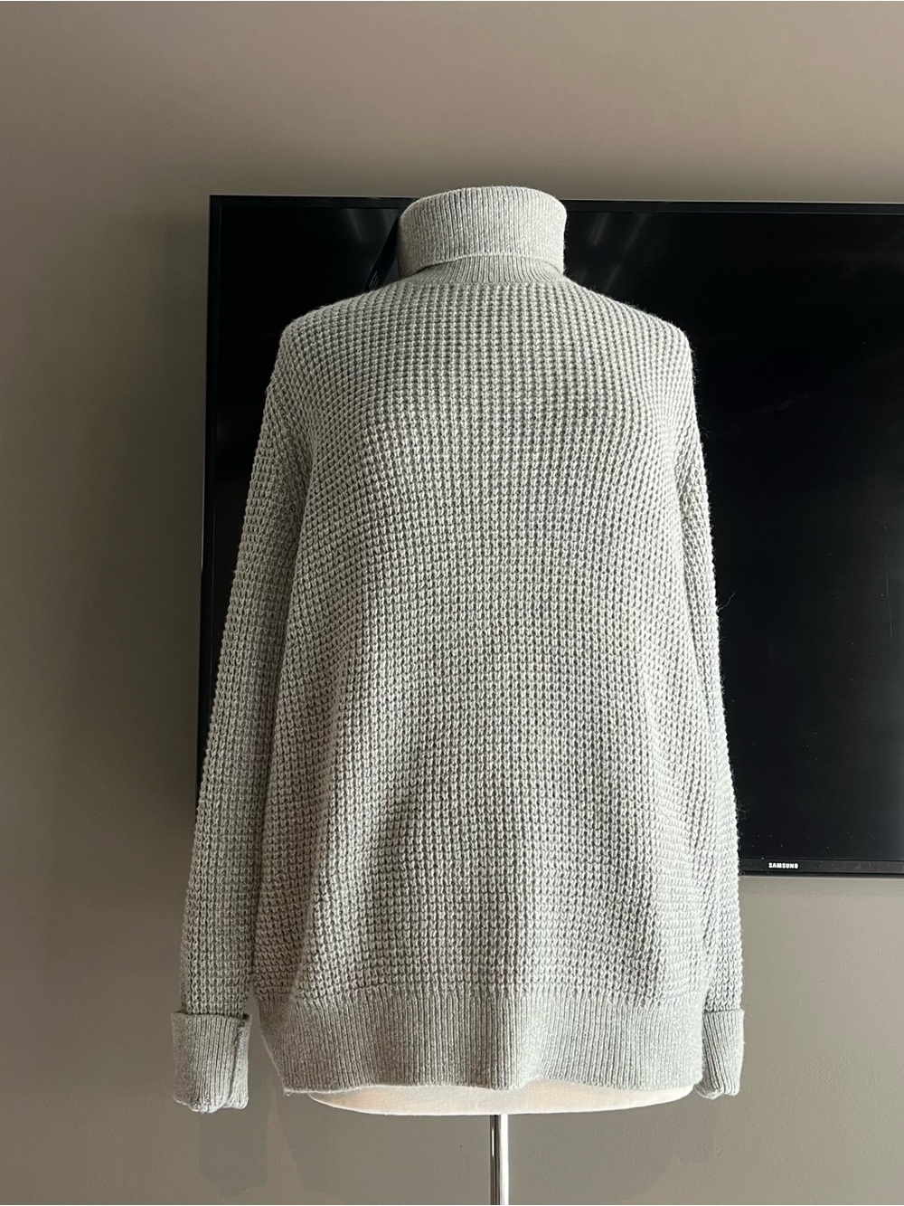 Gap Oversized Waffle Wool Knit Light Gray Turtleneck Knit Sweater